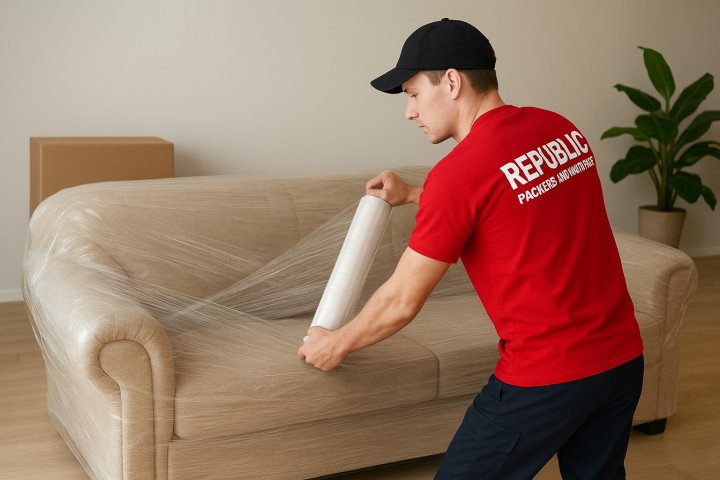 The Stress-Free Guide to Moving a Big Furniture Collection
